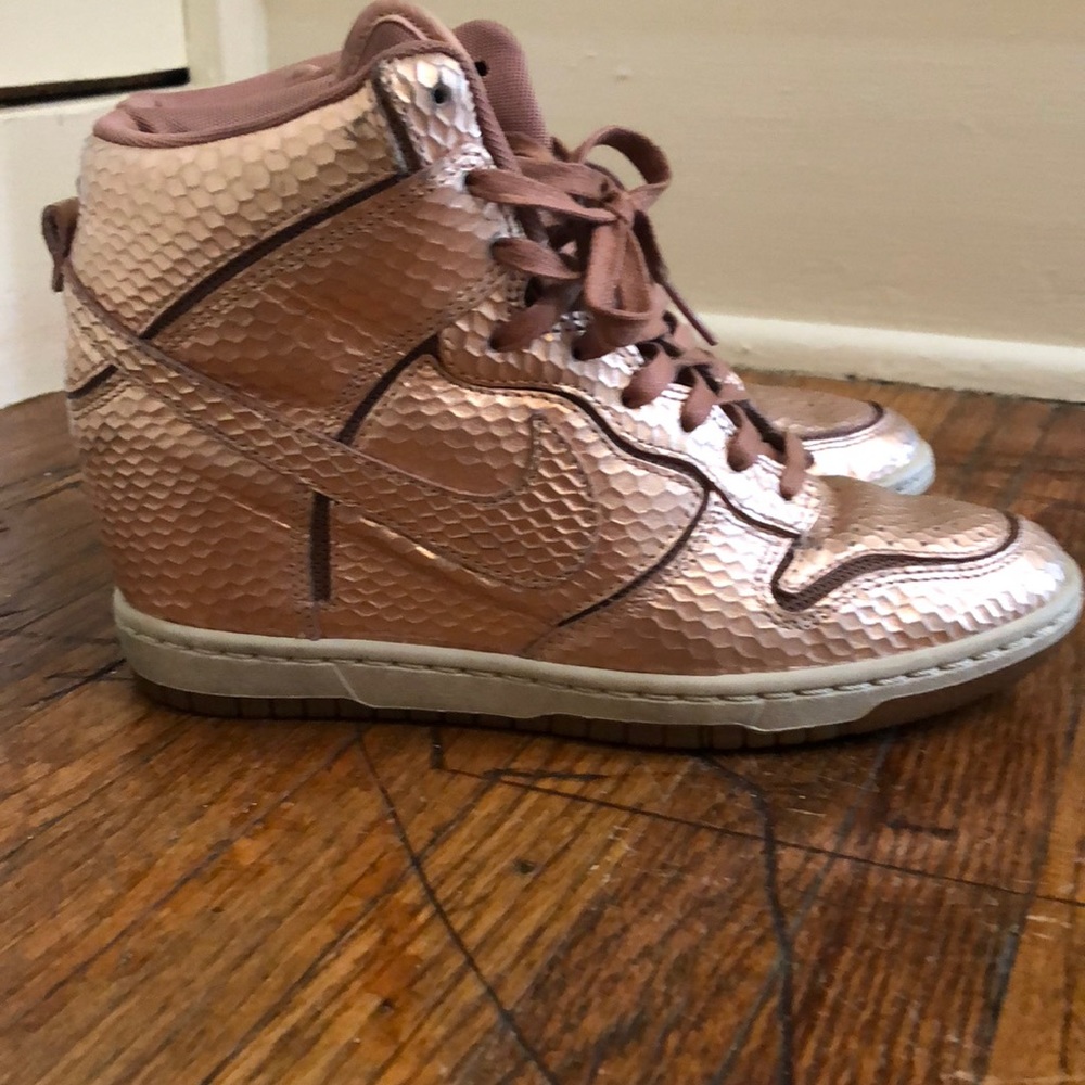 Rose gold size 7 Nike wedge sneaker